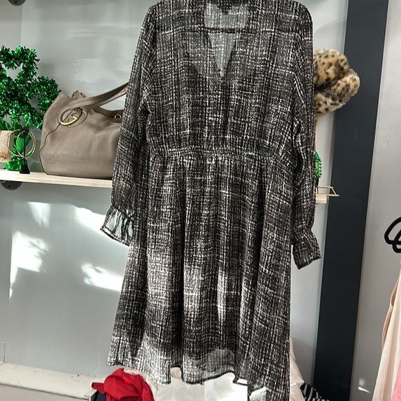 TORRID Mini Chiffon Mock Neck Dress SIZE 1 X - Picture 8 of 11